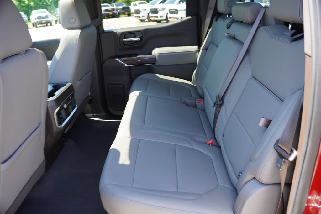 Certified 2019 Chevrolet Silverado 1500 LTZ w/ LTZ Premium Package AWD/4WD image 18