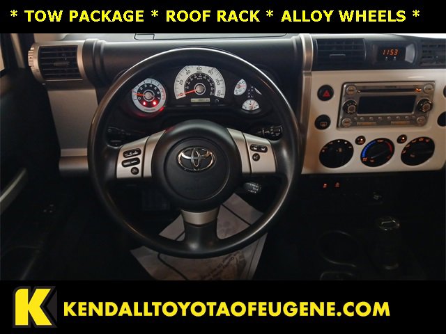 Used 2013 Toyota FJ Cruiser 4WD image 18