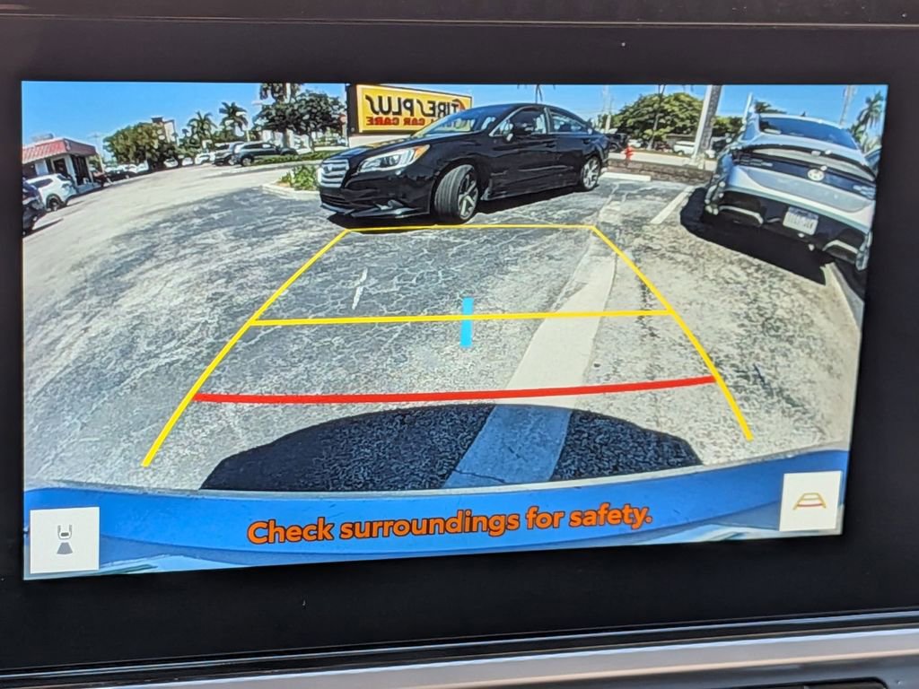 Used 2025 Toyota Camry LE image 15