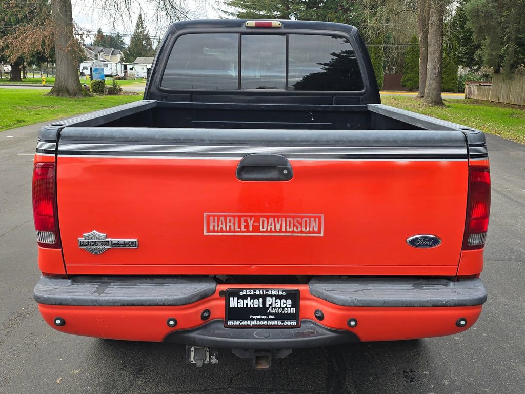 Used 2004 Ford F250 Harley-Davidson image 4