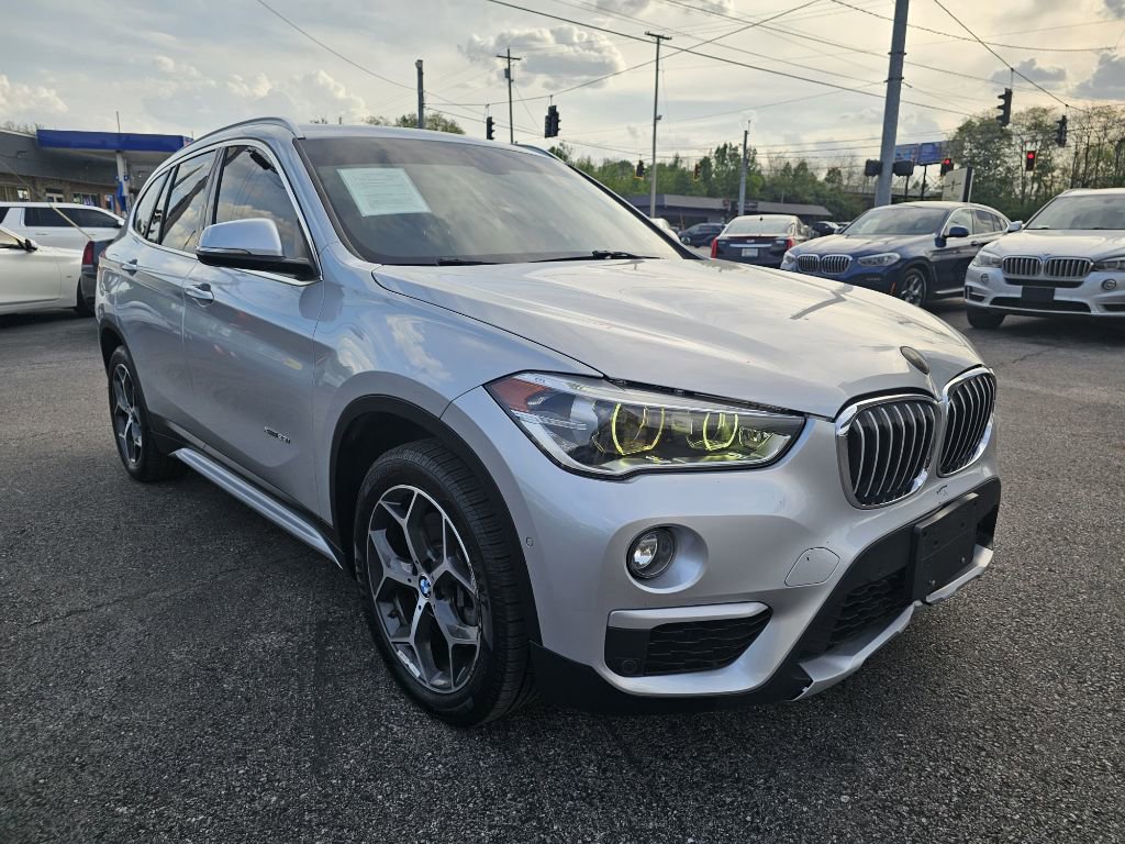Used 2017 BMW X1 xDrive28i AWD/4WD image 9