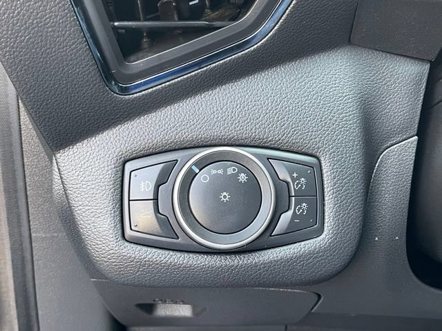 Used 2019 Ford Escape Titanium AWD/4WD image 23
