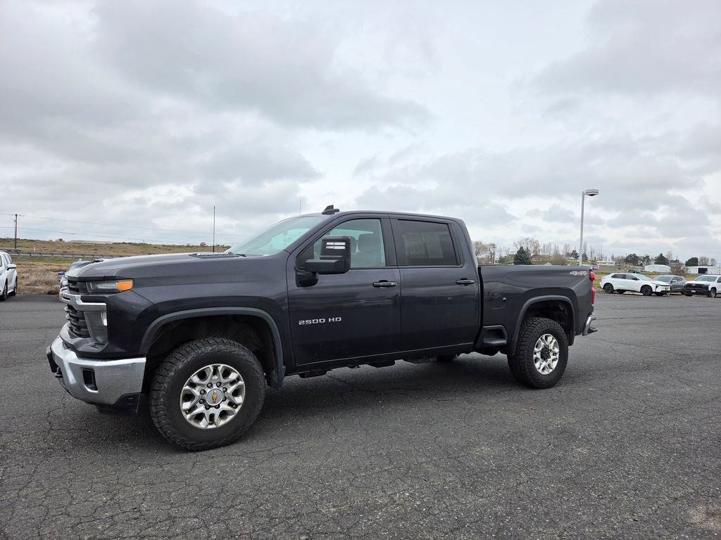 Used 2024 Chevrolet Silverado 2500 LT w/ Convenience Package