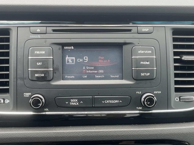 Used 2016 Kia Sedona EX FWD image 31