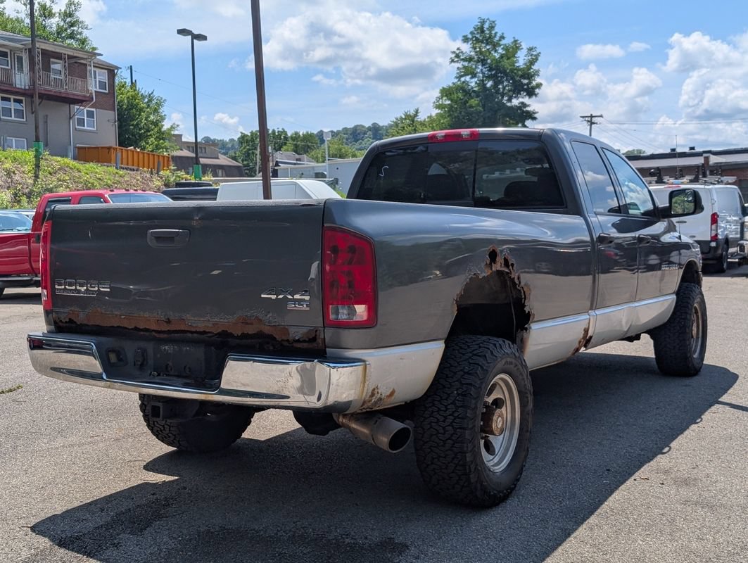 Used 2004 Dodge Ram 3500 Truck ST w/ Trailer Tow Group AWD/4WD image 4