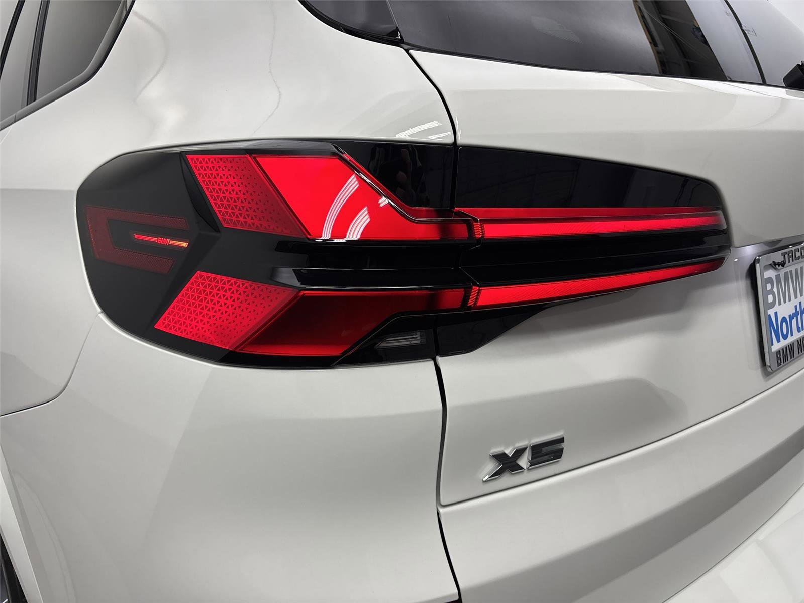 New 2026 BMW X5 M60i image 19