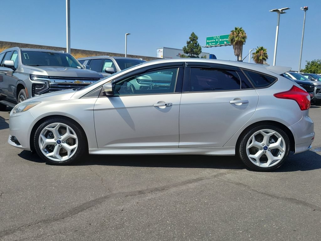 Used 2013 Ford Focus ST FWD image 29