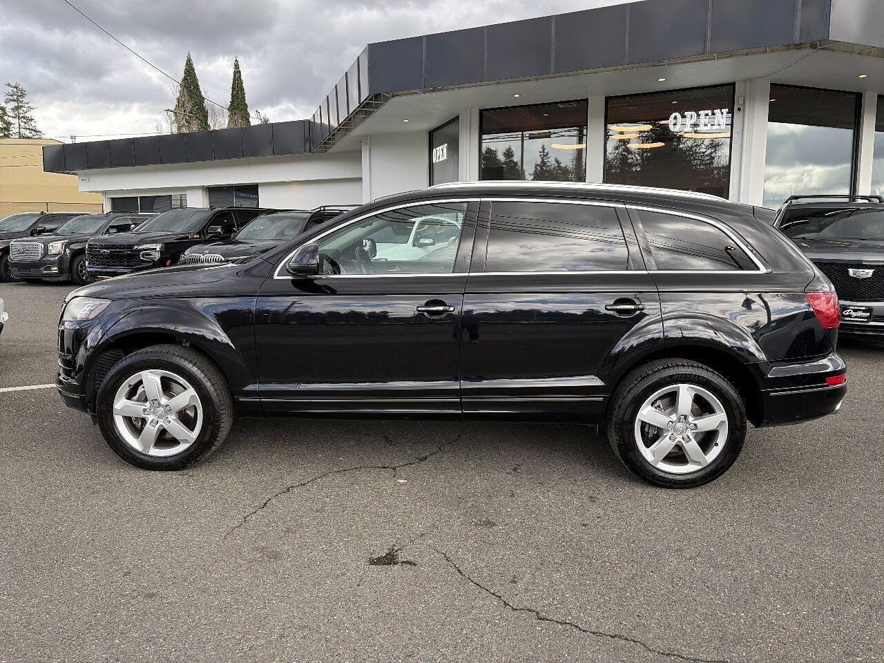 Used 2015 Audi Q7 TDI Premium Plus w/ Premium Plus Package image 2