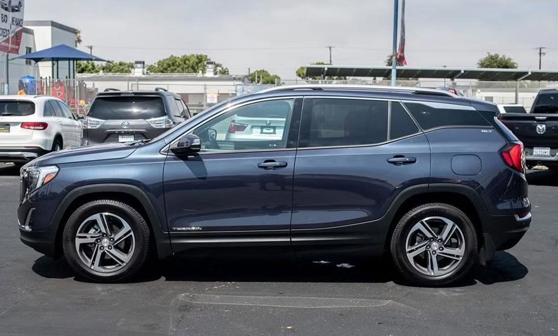 Used 2019 GMC Terrain SLT w/ Preferred Package image 4