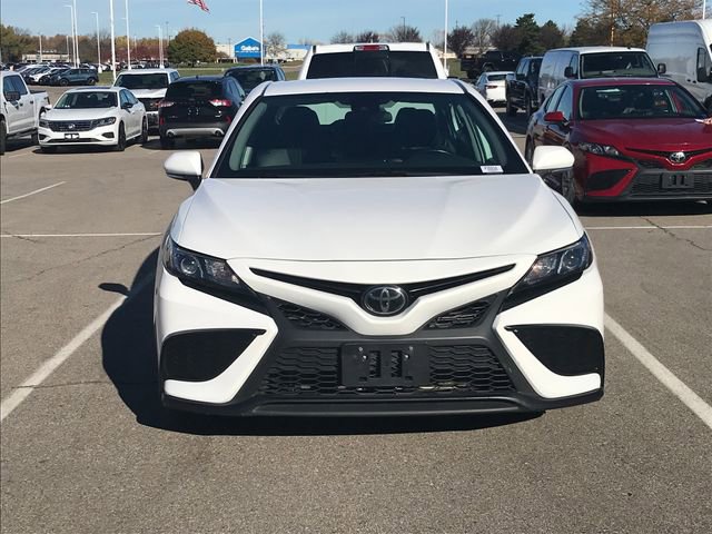 Used 2022 Toyota Camry SE image 36