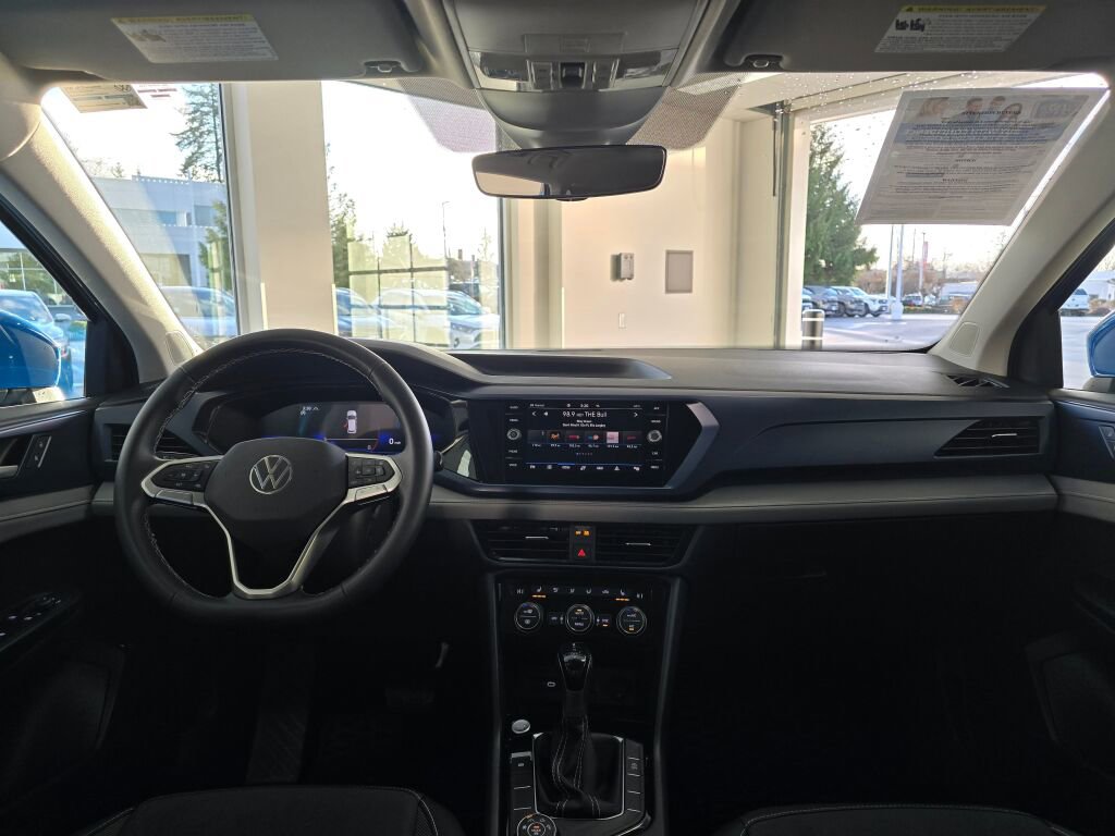 Used 2024 Volkswagen Taos SE image 26
