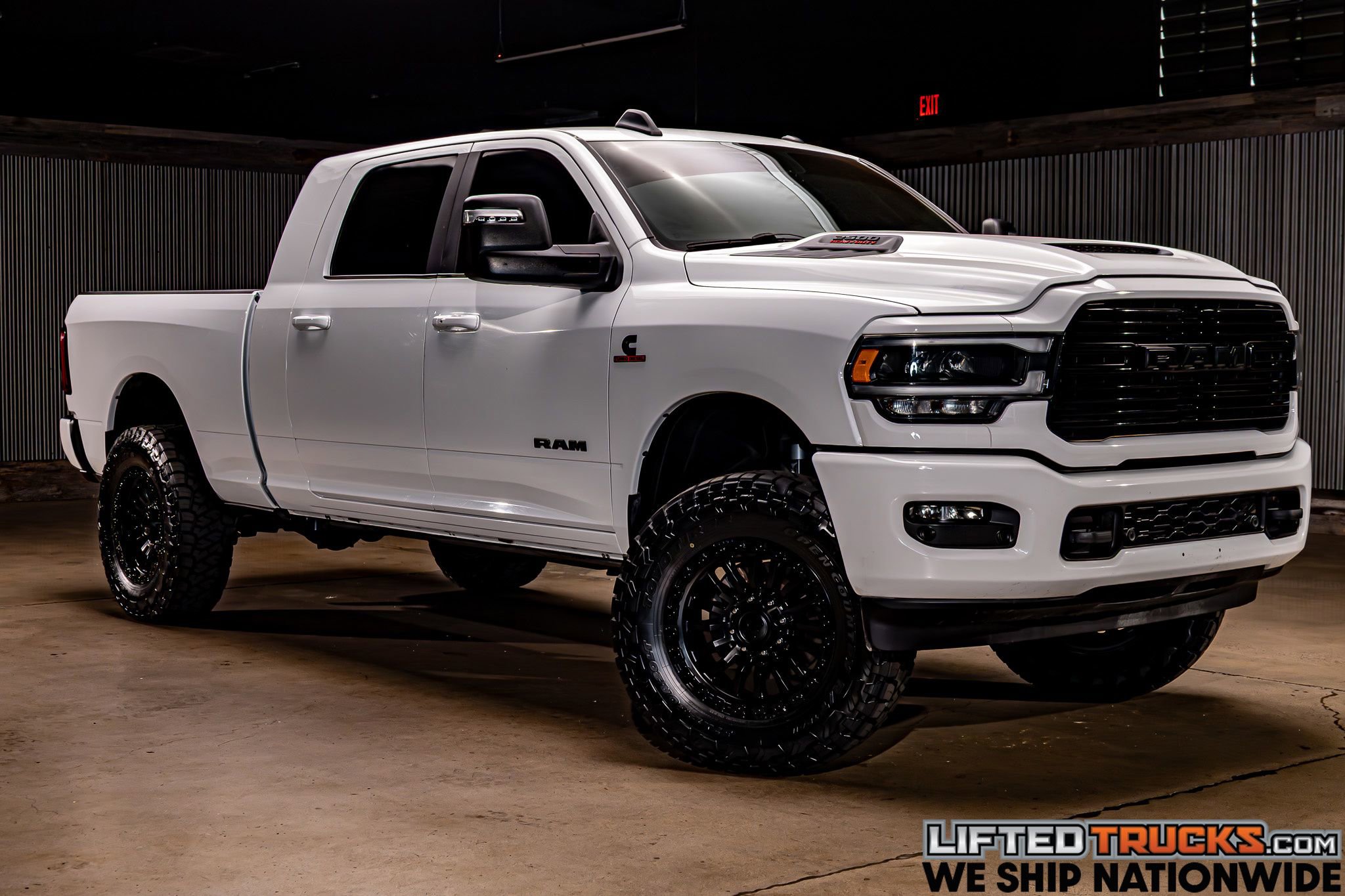 Used 2023 RAM 2500 Laramie image 1