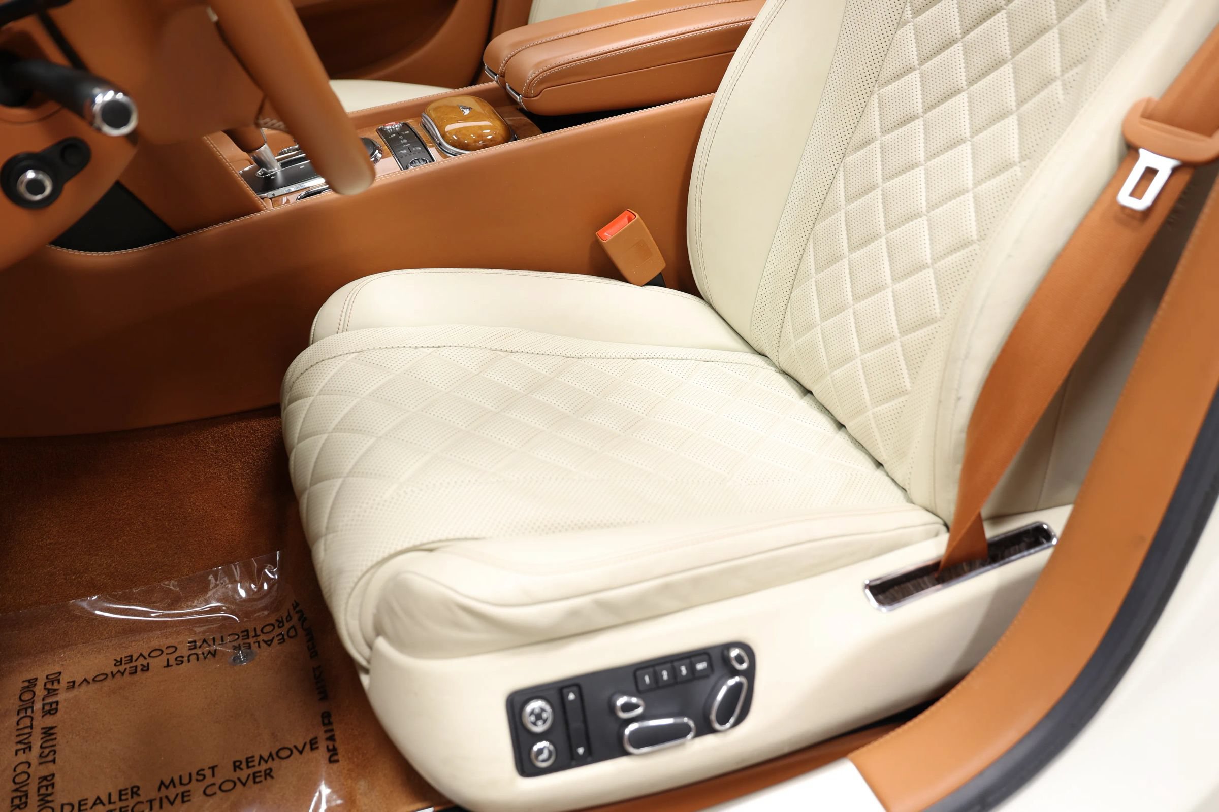 Used 2018 Bentley Flying Spur V8 AWD/4WD image 21