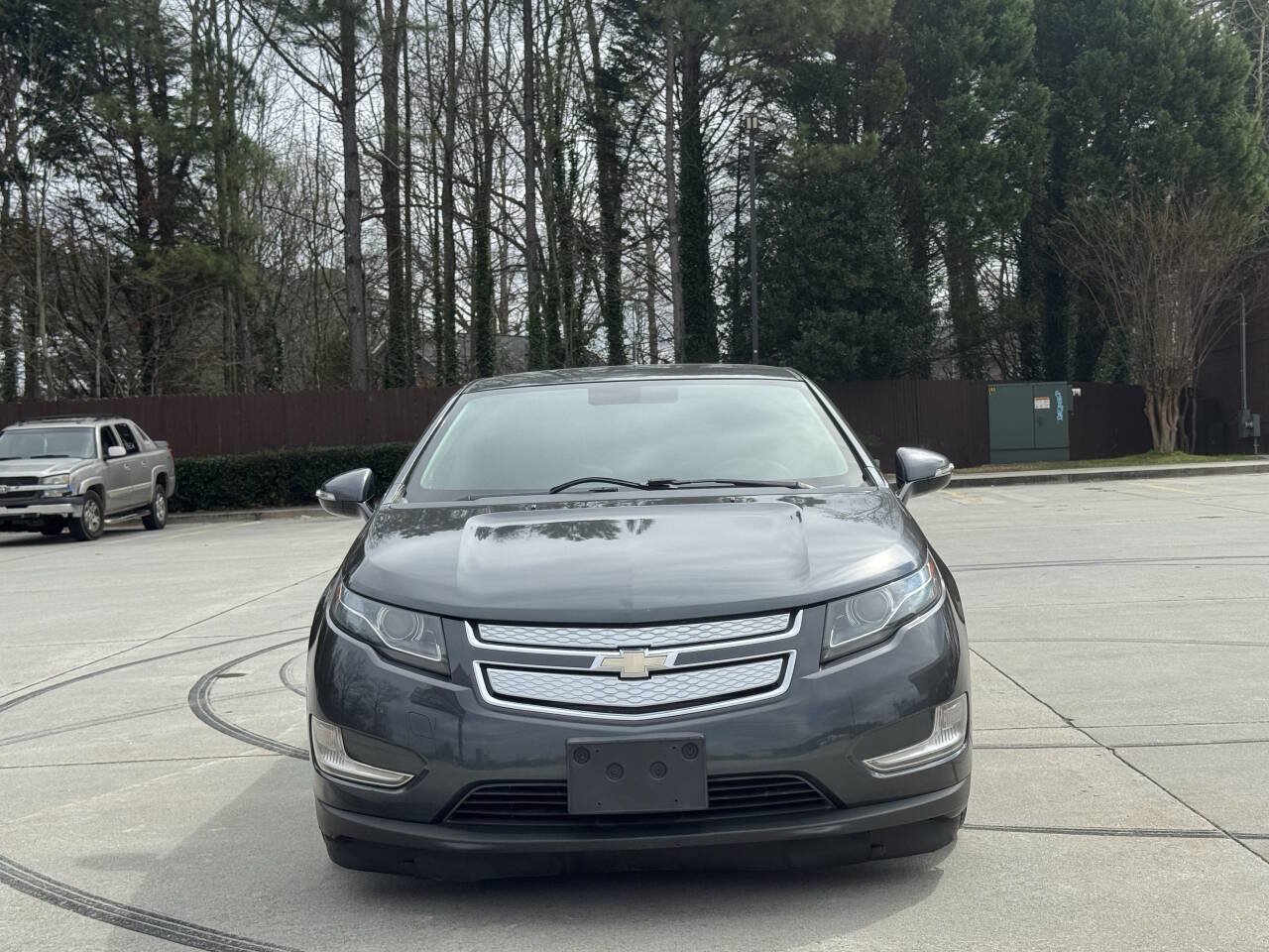 Used 2013 Chevrolet Volt Premium w/ Premium Trim Package FWD image 2