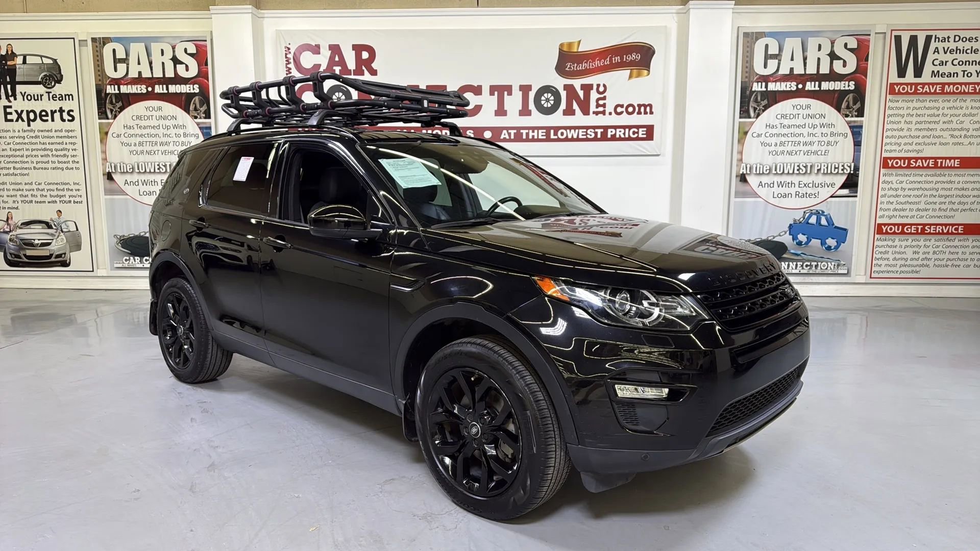 Used 2016 Land Rover Discovery Sport HSE image 1