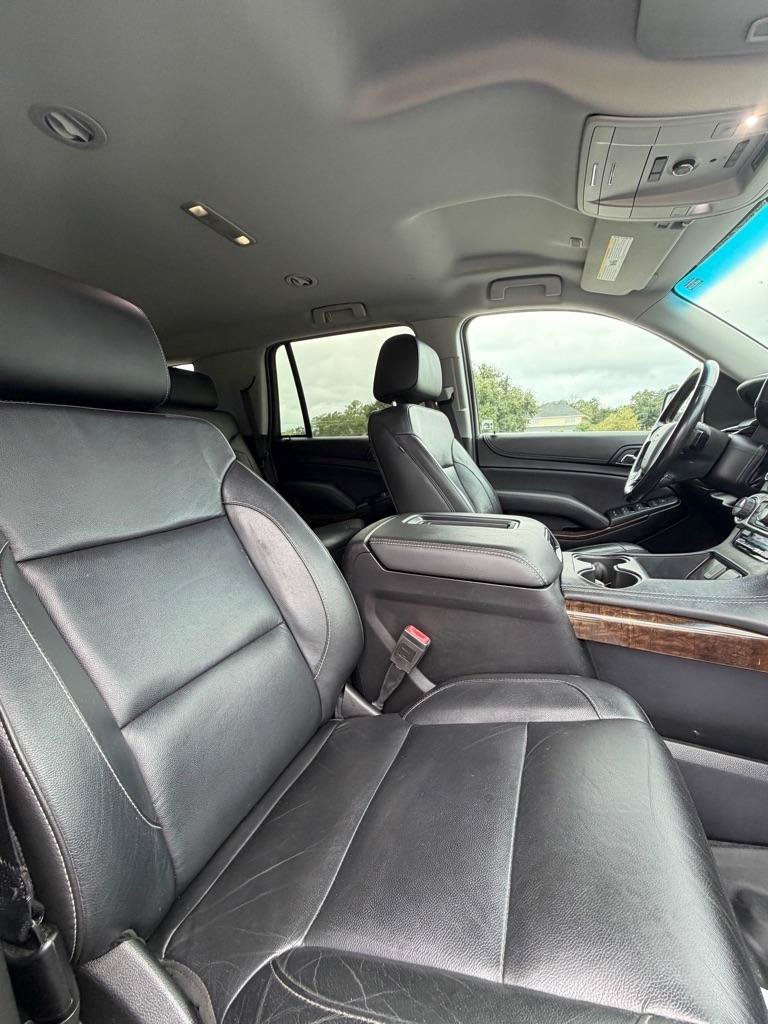 Used 2019 Chevrolet Tahoe LT w/ LT Signature Package RWD image 16