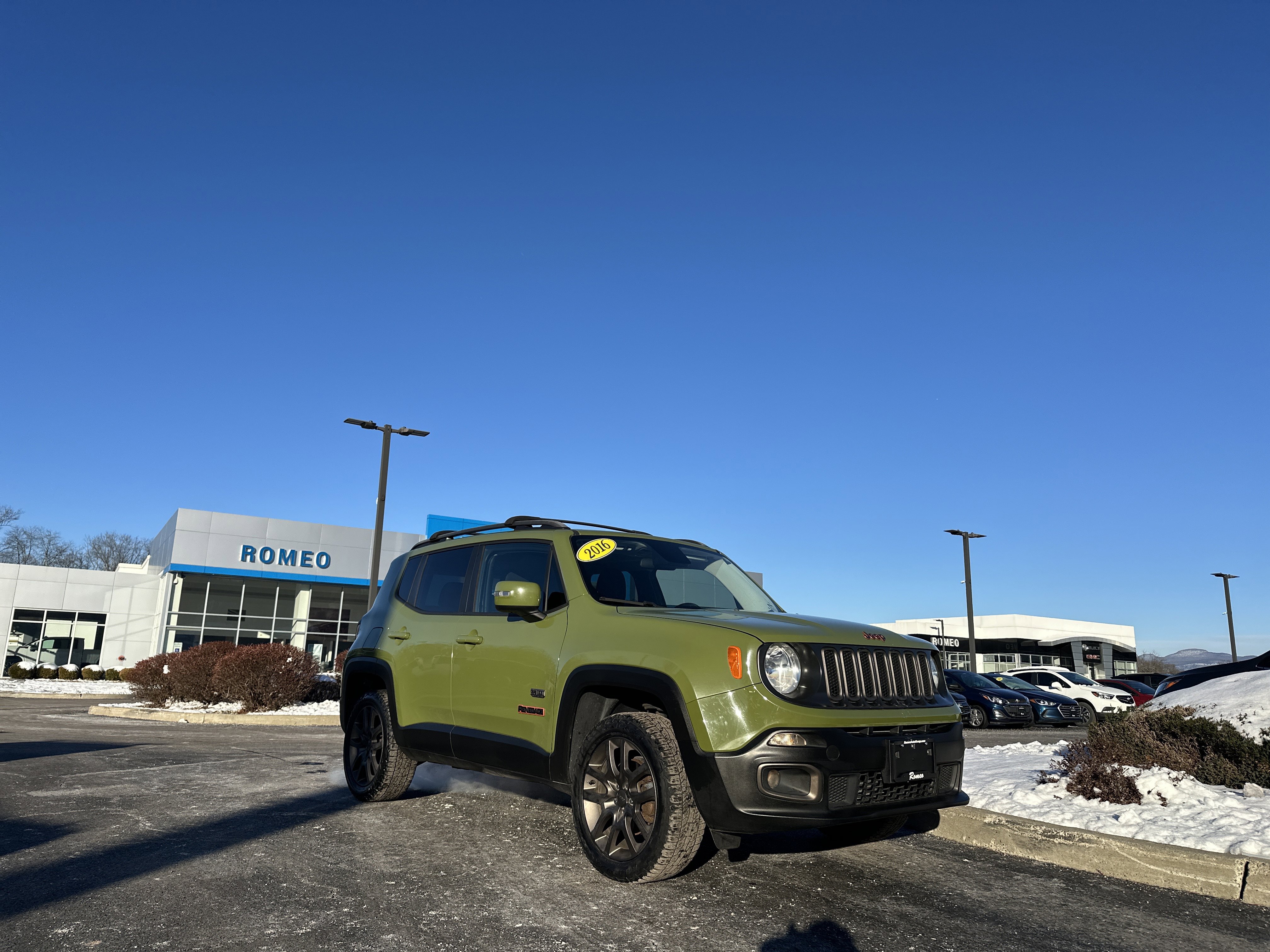 Used 2016 Jeep Renegade 75th Anniversary image 3