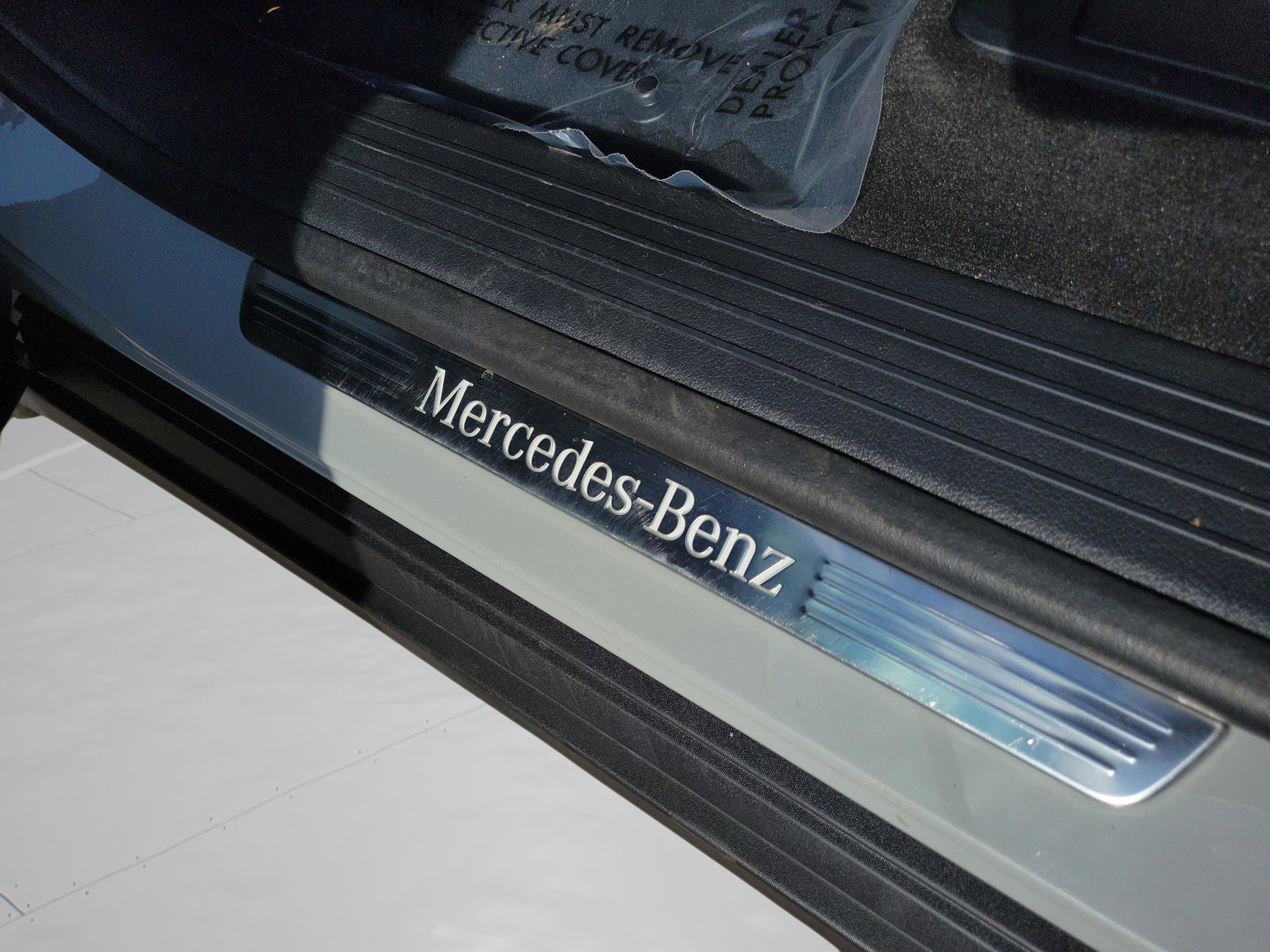 Used 2025 Mercedes-Benz GLE 450e 4MATIC image 24