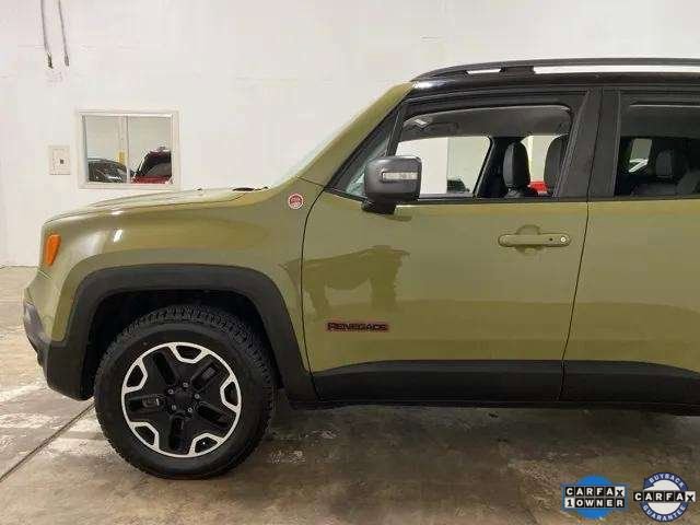 Used 2015 Jeep Renegade Trailhawk w/ Premium Leather Group image 87