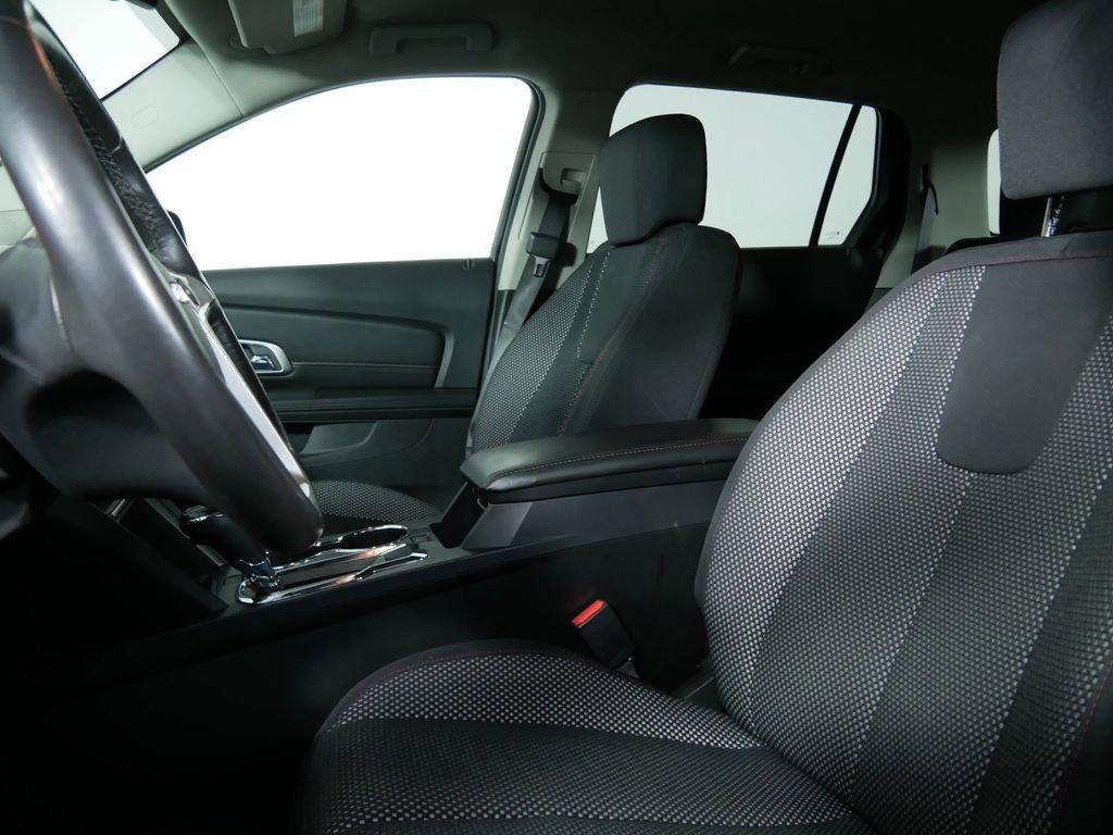 Used 2017 GMC Terrain SLE w/ Chrome Edition image 12