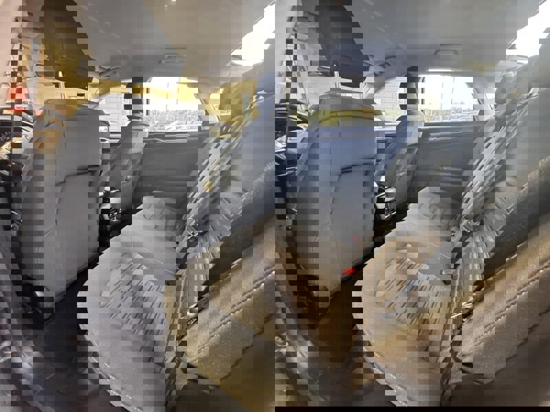 Used 2020 Ford Fusion SE image 15