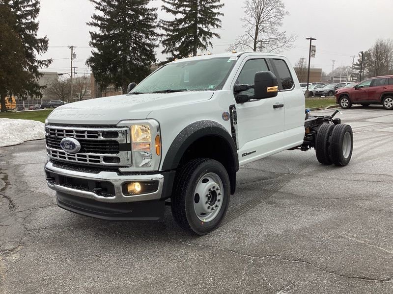 New 2026 Ford F550 4x4 SuperCab Super Duty w/ XL Chrome Package image 3