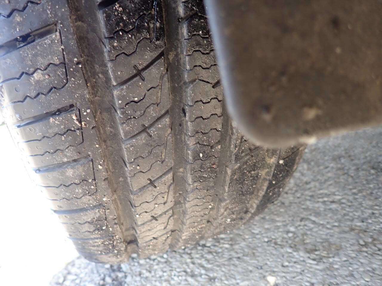 Used 2014 Toyota RAV4 Limited image 31