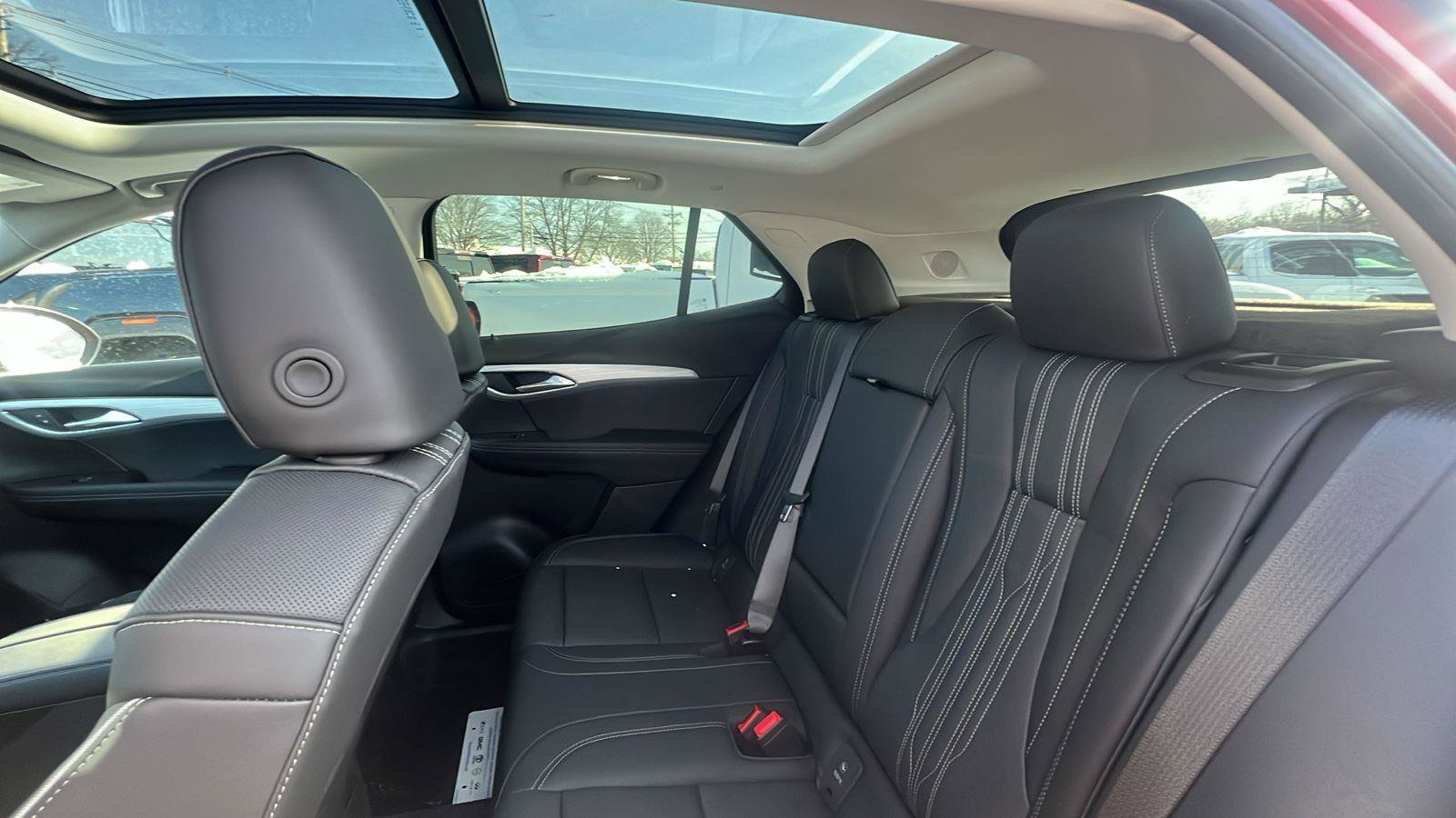 New 2026 Buick Envision Avenir image 27