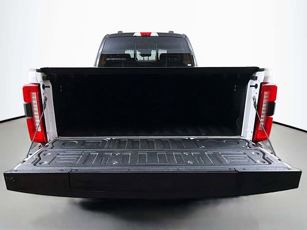 New 2026 Ford F250 Lariat w/ Lariat Ultimate Package image 19