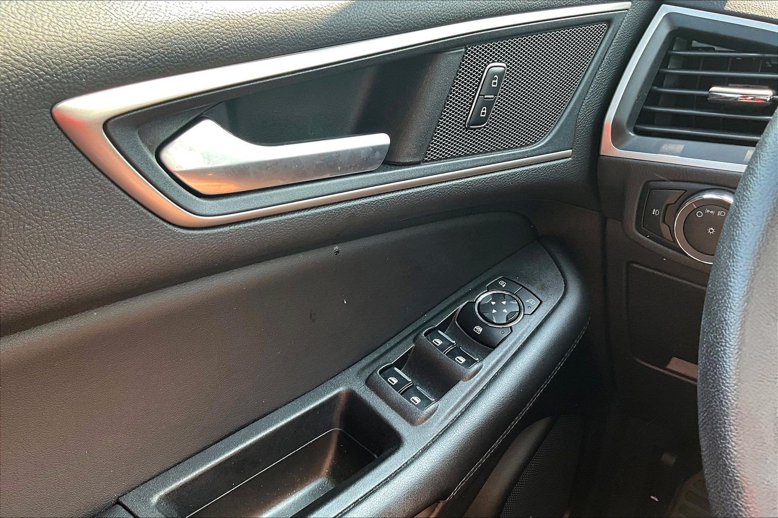 Used 2023 Ford Edge SEL w/ Convenience Package AWD/4WD image 33