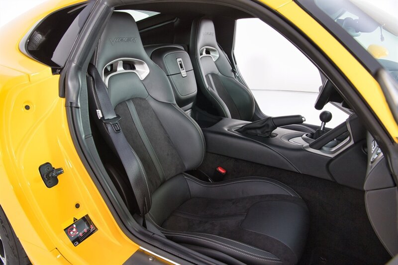Used 2013 SRT Viper GTS w/ Track Pkg RWD image 33