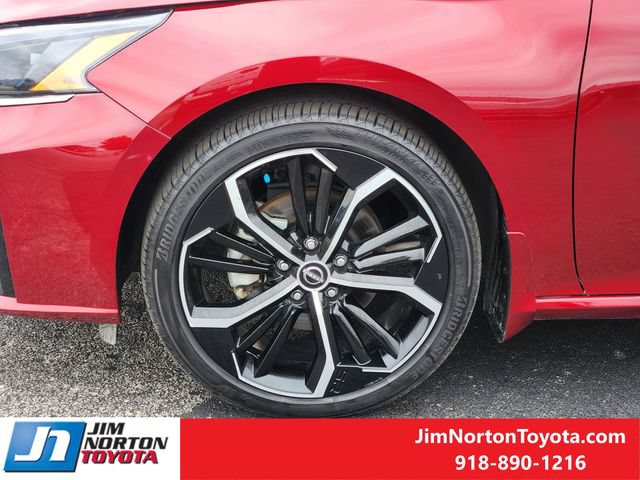 Used 2024 Nissan Altima 2.5 SR w/ SR Premium Package FWD image 13