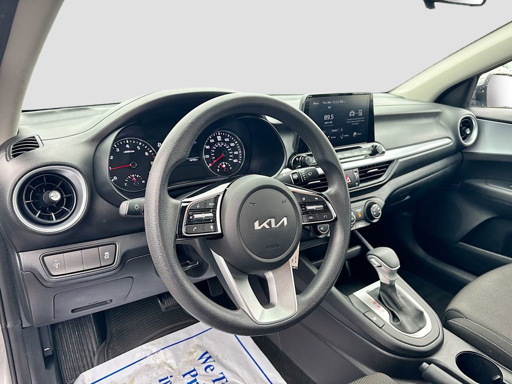 Certified 2023 Kia Forte LXS image 9