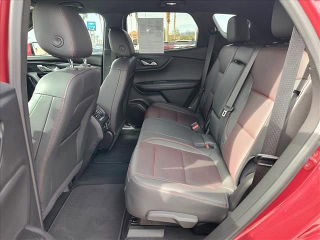 Certified 2023 Chevrolet Blazer RS w/ Enhanced Convenience Package FWD image 7