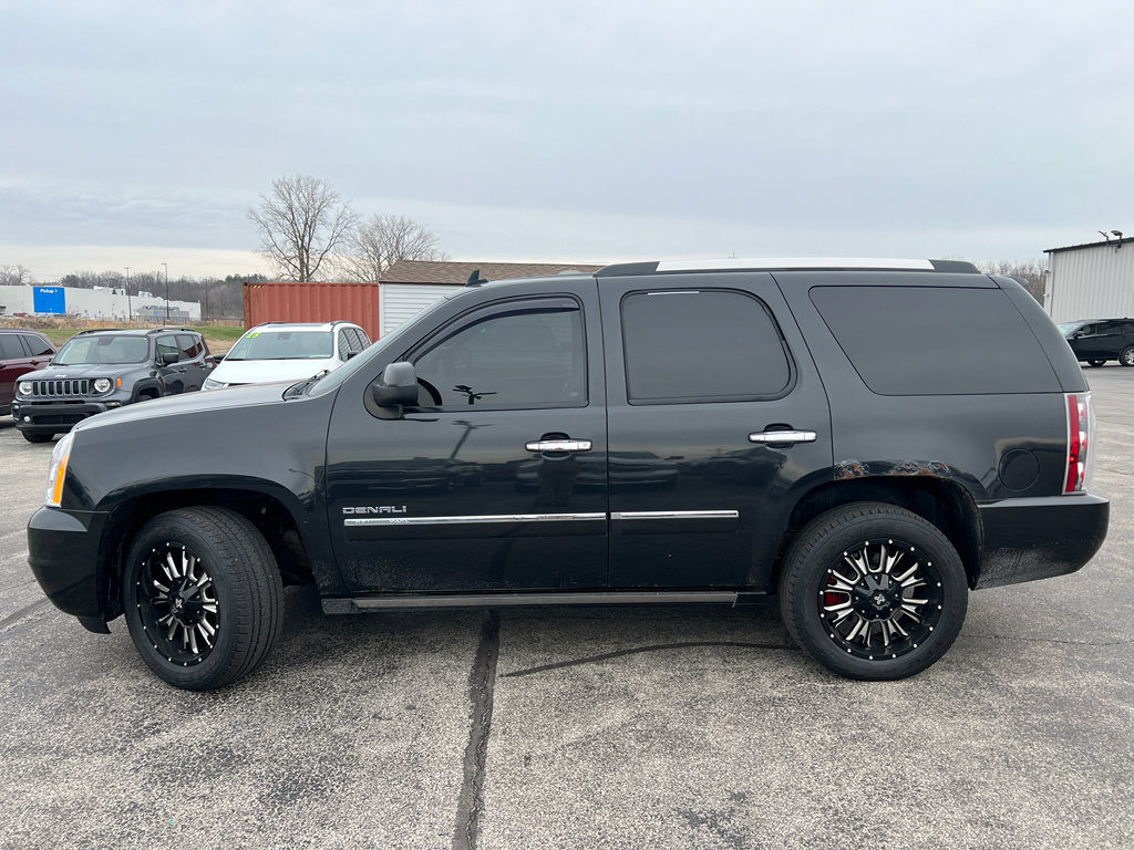 Used 2011 GMC Yukon Denali image 3