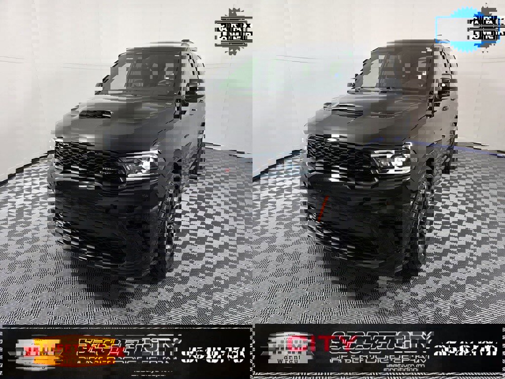 Used 2025 Dodge Durango R/T w/ Blacktop Package image 3