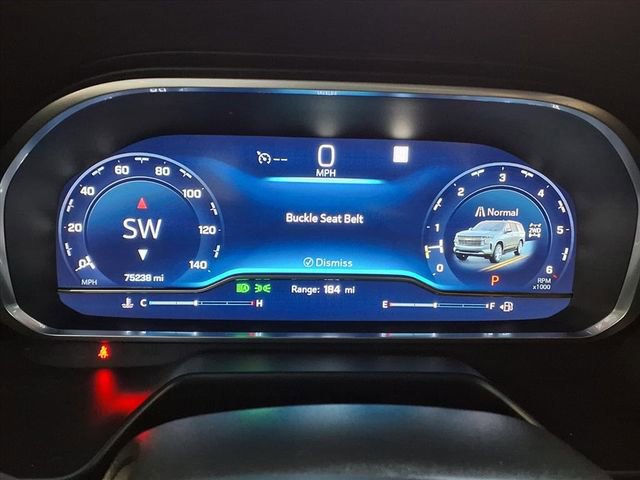 Used 2023 Chevrolet Suburban High Country image 12