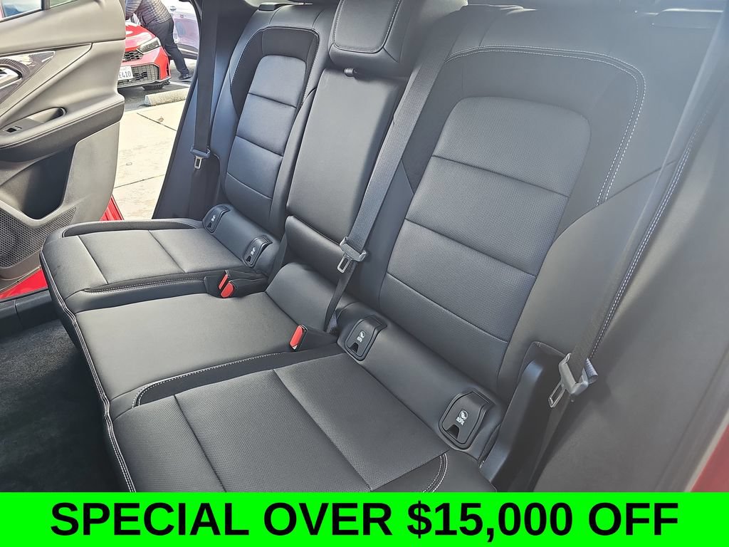 Used 2024 Chevrolet Blazer EV LT AWD/4WD image 14
