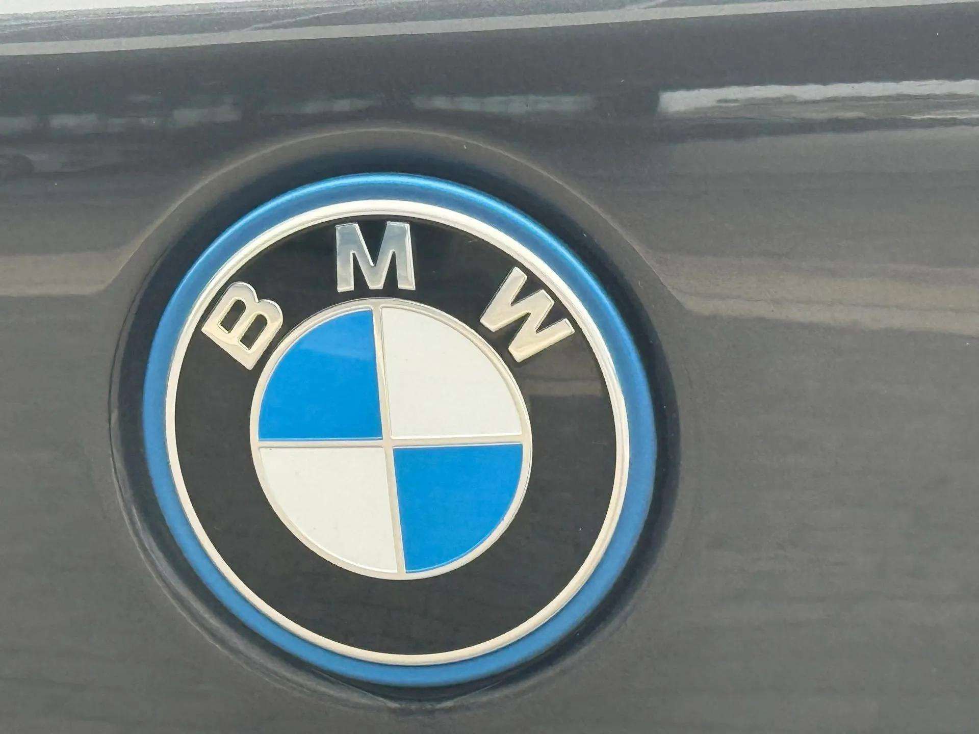 Used 2023 BMW X5 xDrive45e w/ Parking Assistance Package image 30