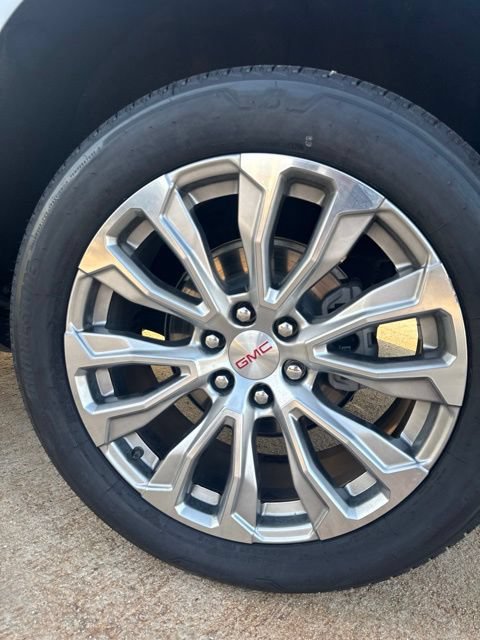 Certified 2023 GMC Yukon Denali RWD image 10