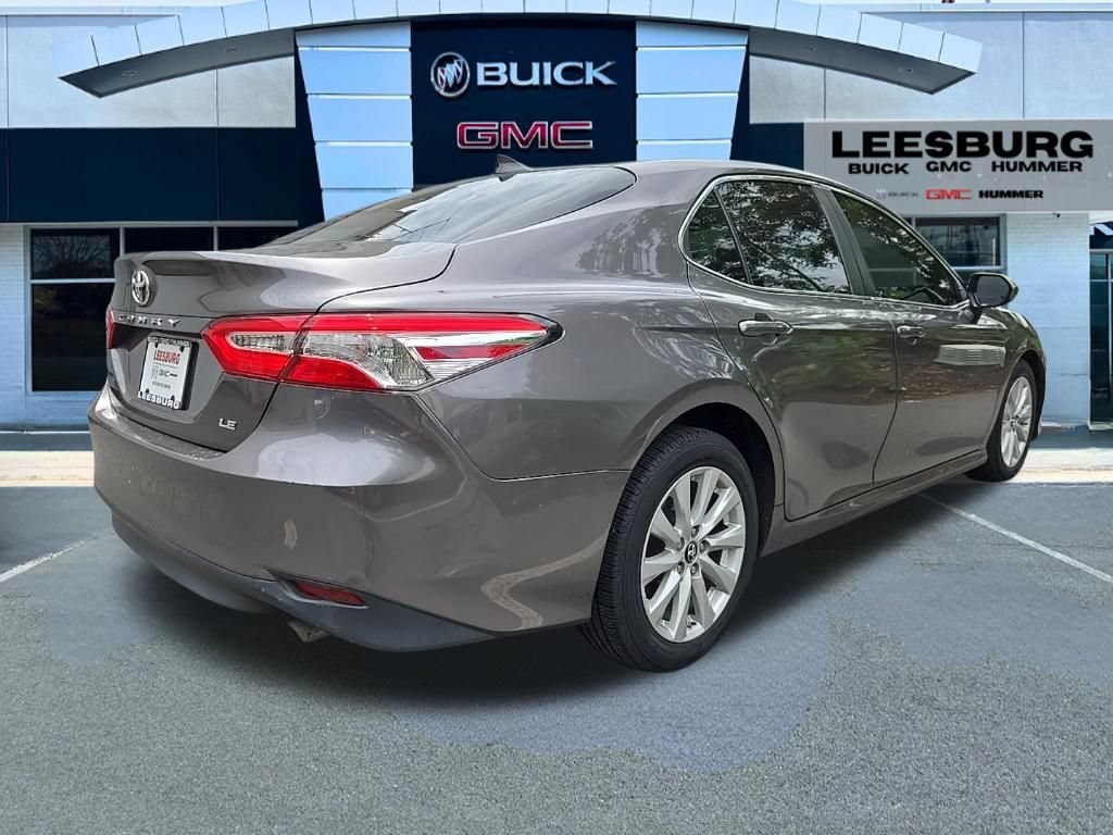 Used 2019 Toyota Camry LE FWD image 7