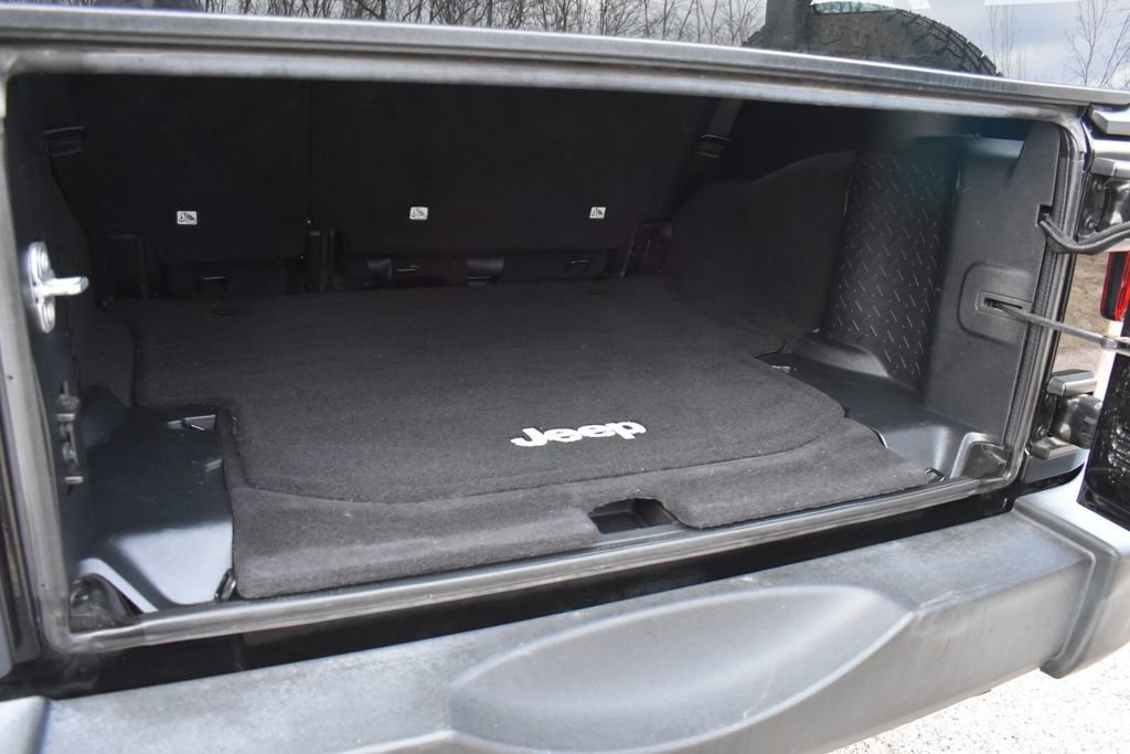 Used 2016 Jeep Wrangler Unlimited Sport w/ Quick Order Package 24S AWD/4WD image 18