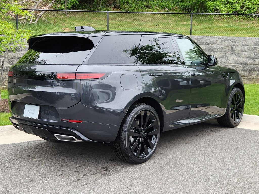 New 2026 Land Rover Range Rover Sport Dynamic SE AWD/4WD image 2