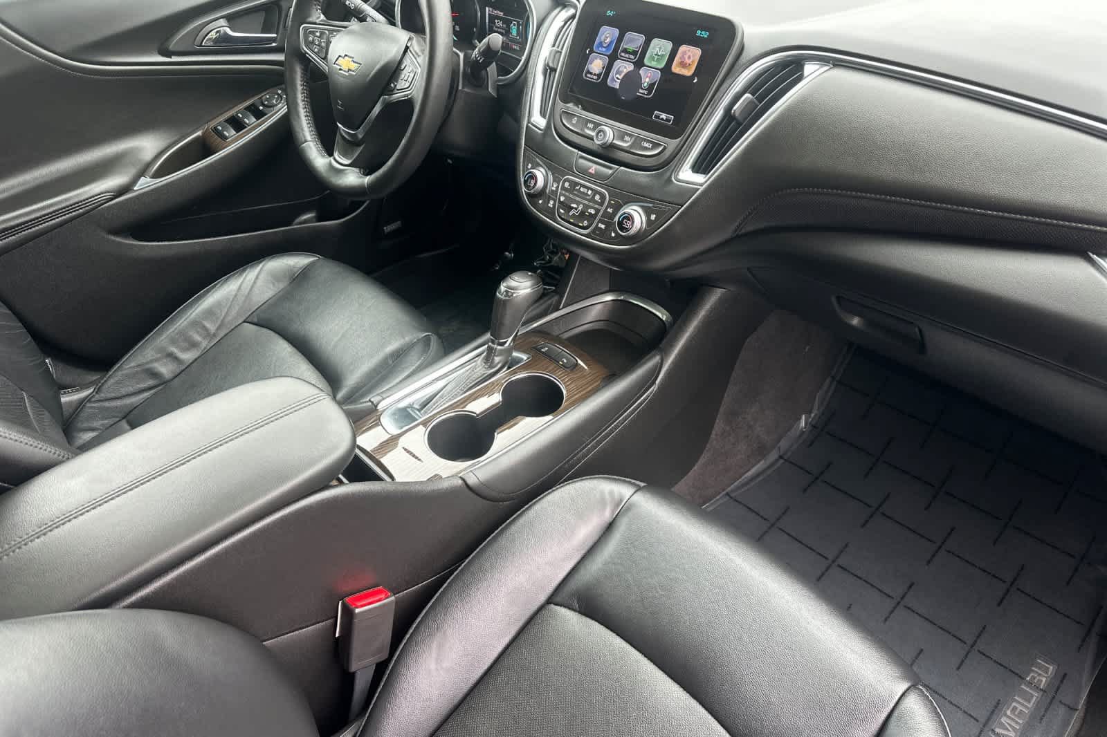 Used 2017 Chevrolet Malibu Premier w/ Premier Sun and Wheel Package FWD image 15