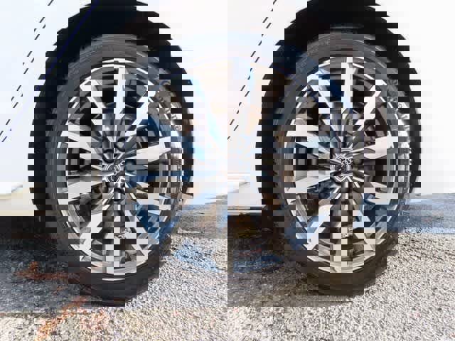 Used 2022 Audi A4 2.0T Premium Plus w/ Premium Plus Package image 9