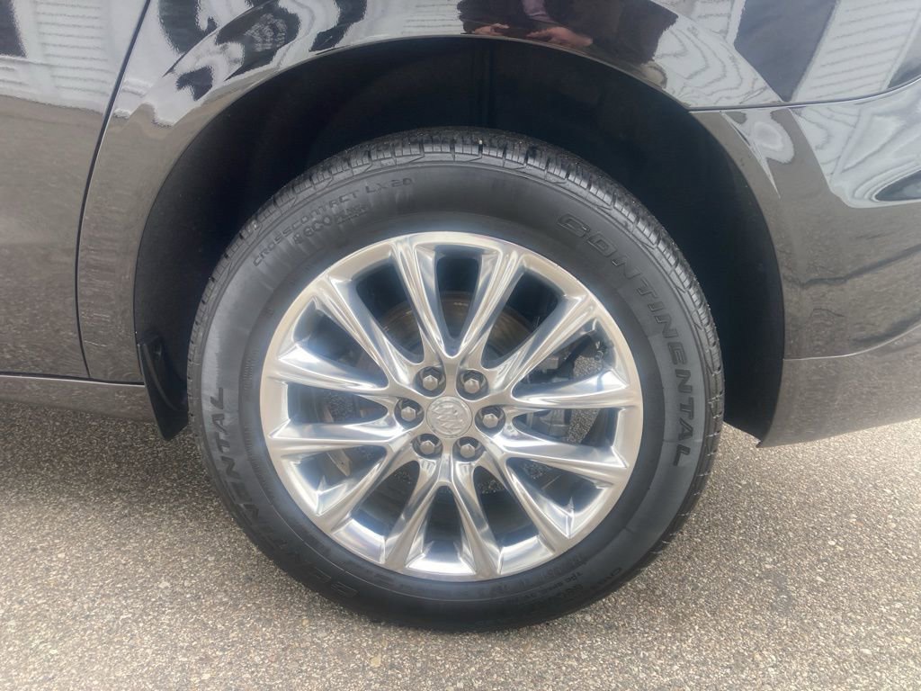 Certified 2018 Buick Enclave Premium w/ Experience Buick Package image 9