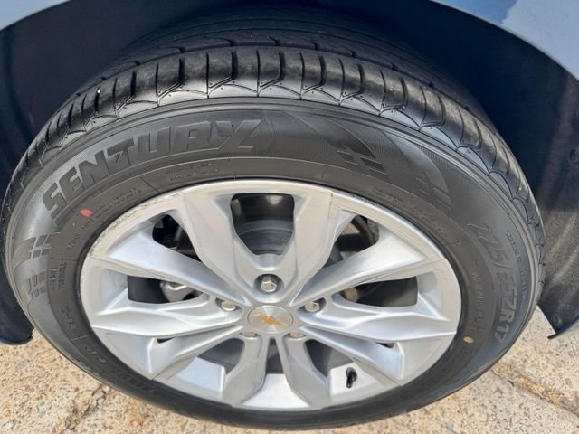 Used 2025 Chevrolet Malibu LT FWD image 13