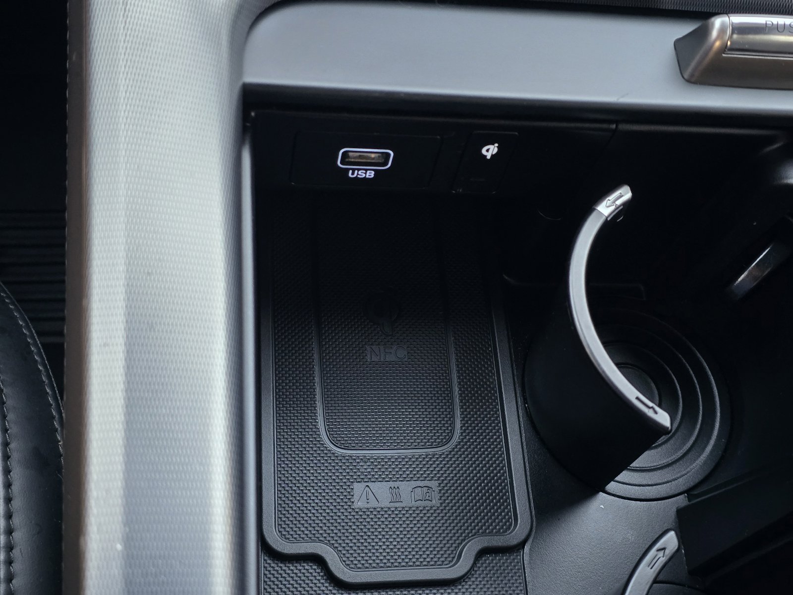 Used 2024 Hyundai Palisade Calligraphy image 22