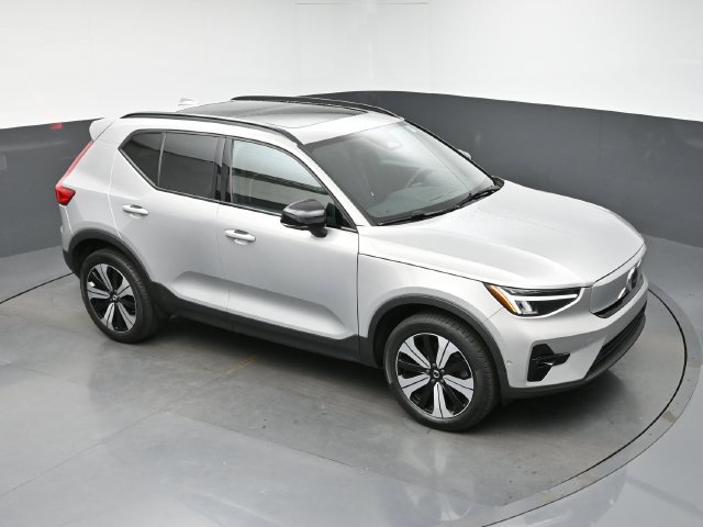 Used 2023 Volvo XC40 Recharge Plus AWD/4WD image 40