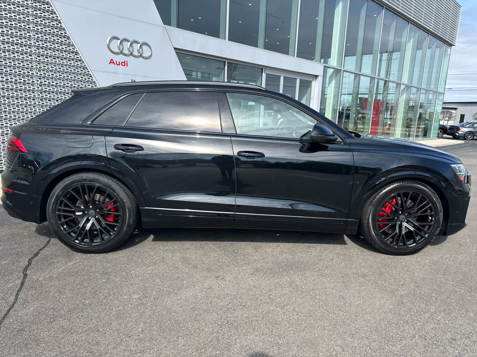 New 2026 Audi SQ8 Prestige image 24